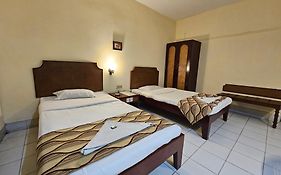 Hotel Indsurya